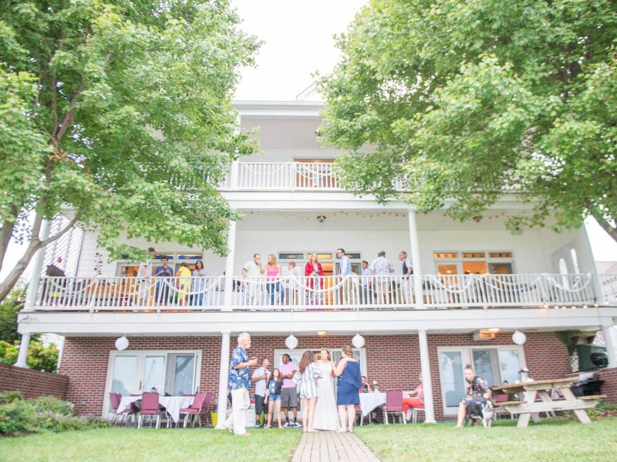 Blue Heron Inn - A Bed And Breakfast Llc Соломонс Екстериор снимка