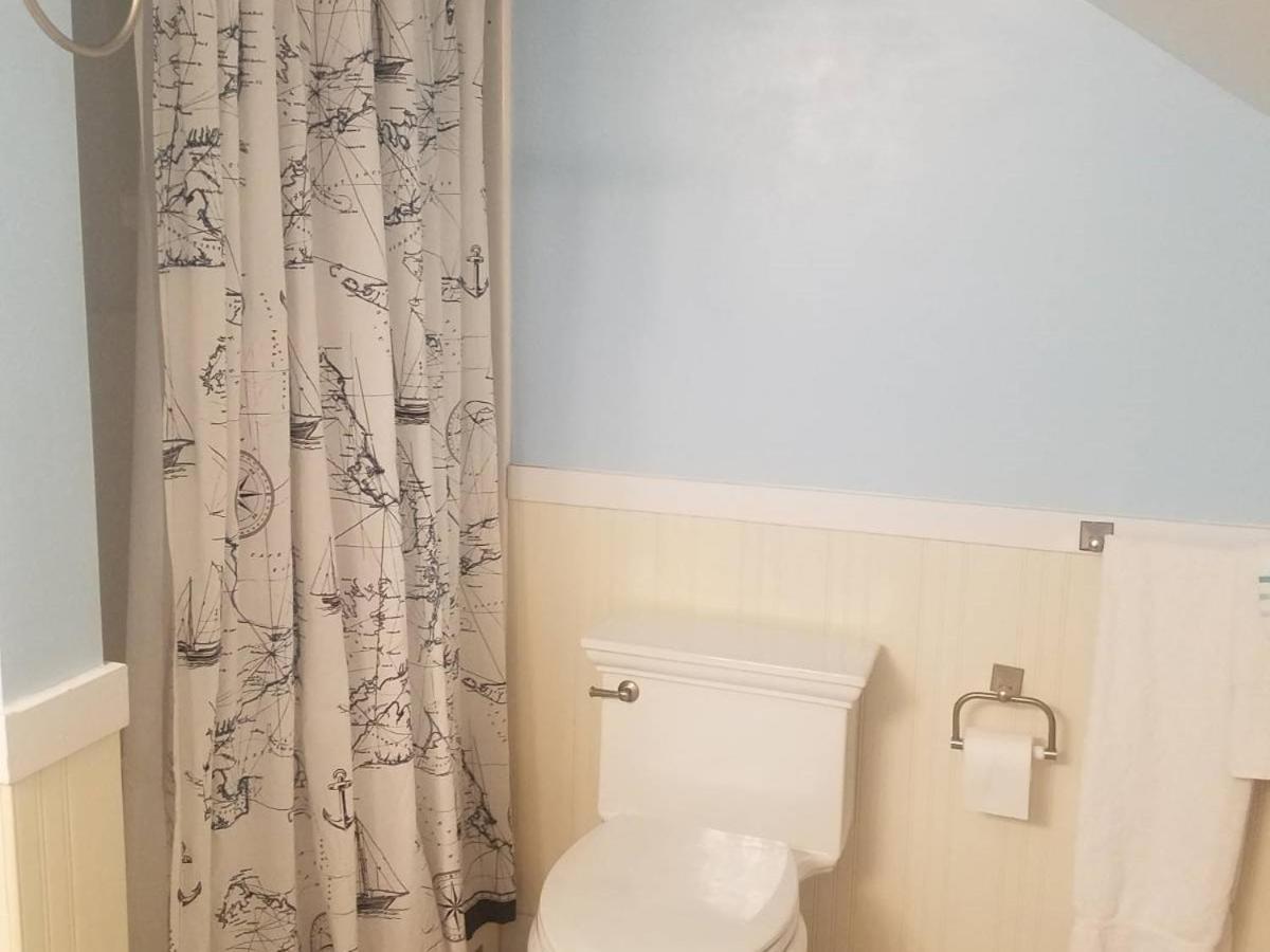 Blue Heron Inn - A Bed And Breakfast Llc Соломонс Екстериор снимка