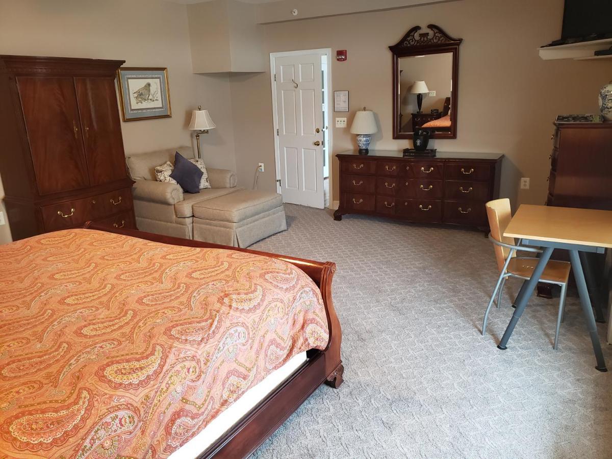 Blue Heron Inn - A Bed And Breakfast Llc Соломонс Екстериор снимка